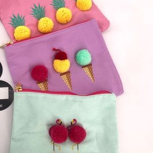 🎁FREE GIFT! Zip Pom Pom Makeup Cosmetics Bag -NWT
